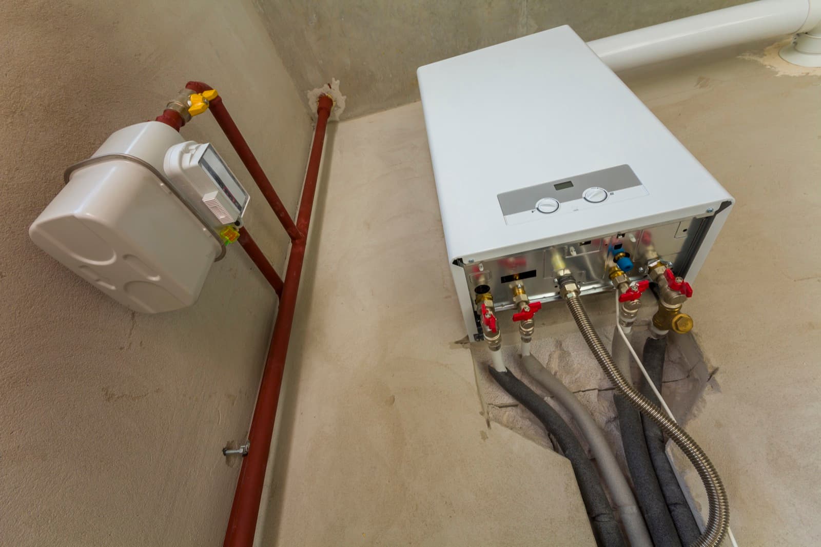 Wall-mounted home gas and water heating equipment